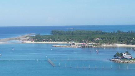 Docked at Castaway Cay (6)